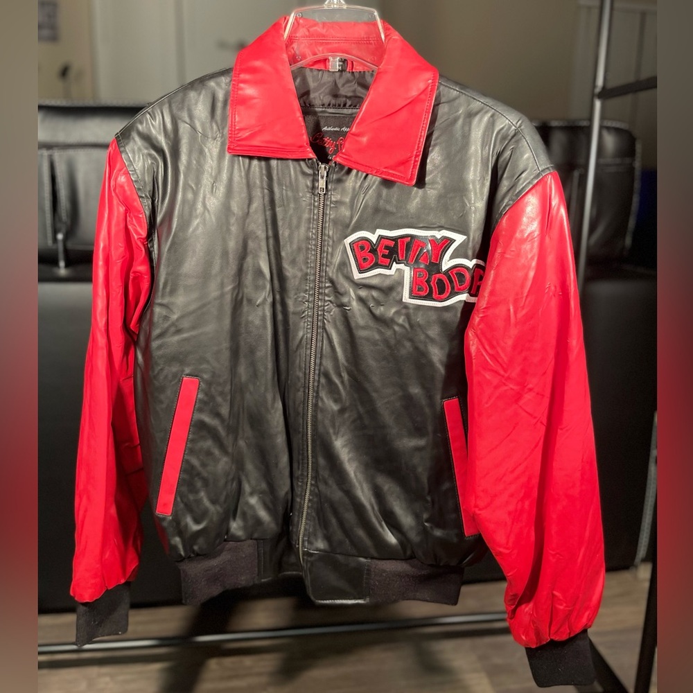 🛑 Betty Boop Authentic Black and Red Varsity/Bomber Jacket - Size M